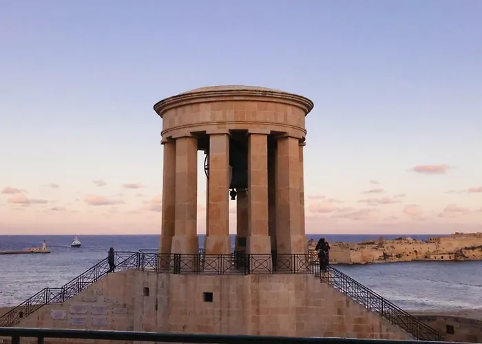 Valletta Spacious Duplex - St.Paul\'S Apartments